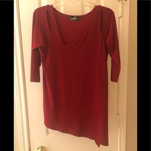 Sympli asymmetrical top